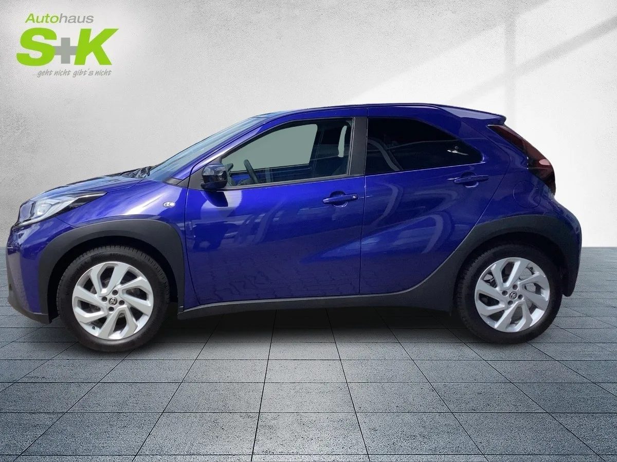 Toyota Aygo X 1,0 Pulse *Allwetter*Carplay*R-Kamera**** – Bild 2
