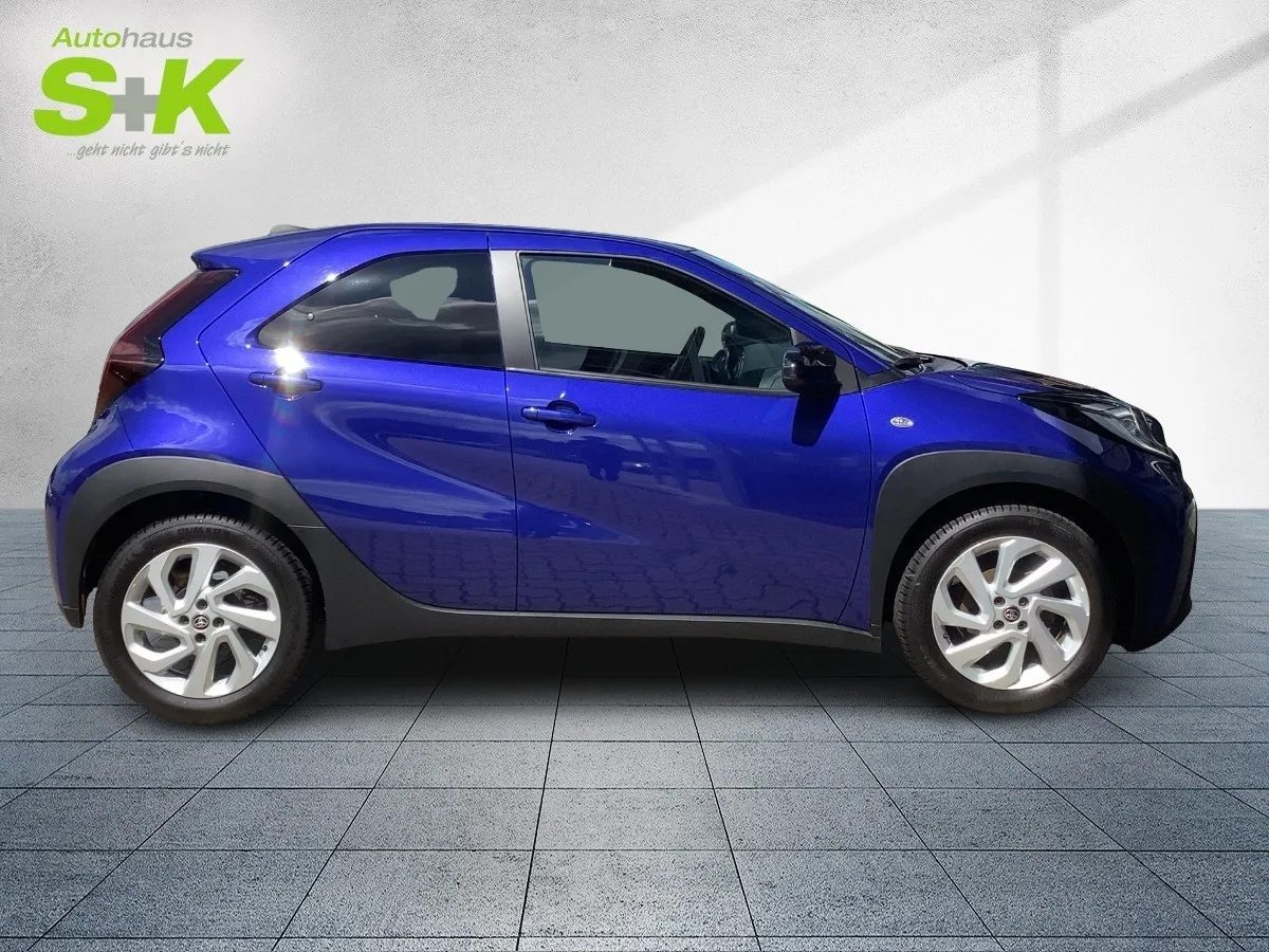 Toyota Aygo X 1,0 Pulse *Allwetter*Carplay*R-Kamera**** – Bild 5
