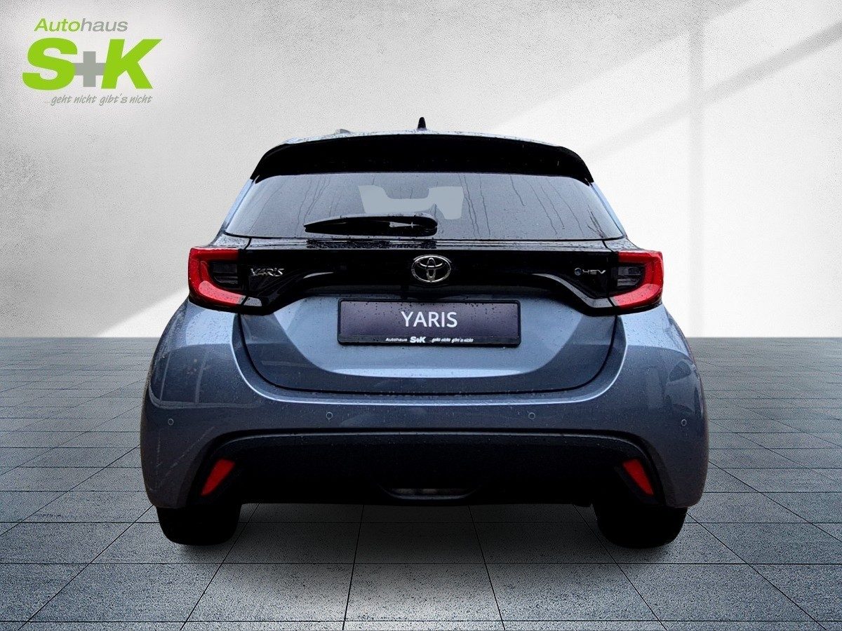 Toyota Yaris 1.5 Hybrid Teamplayer*Klima+Rückfahkamera – Bild 3