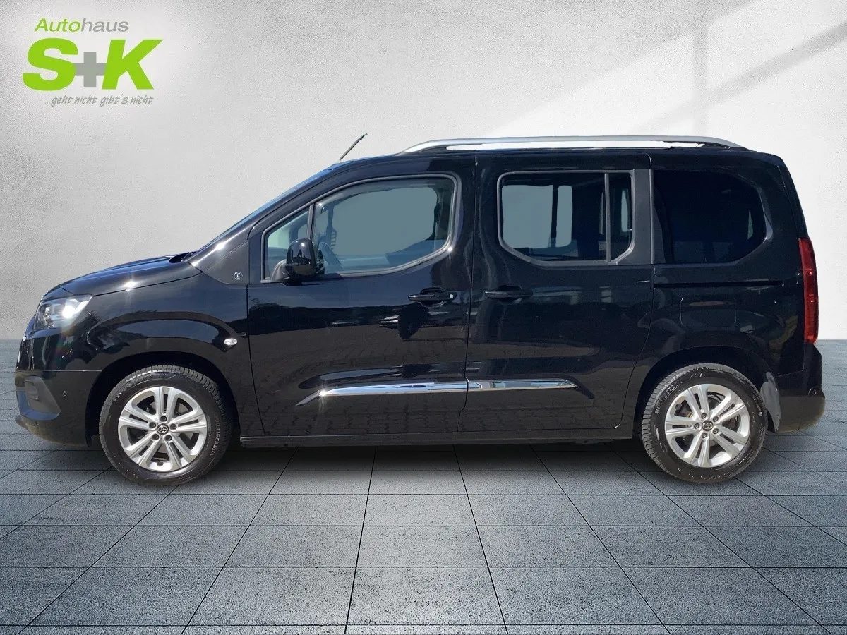 Toyota Proace City Verso 1,2- Team D L1*Allwetter*Pano* – Bild 2