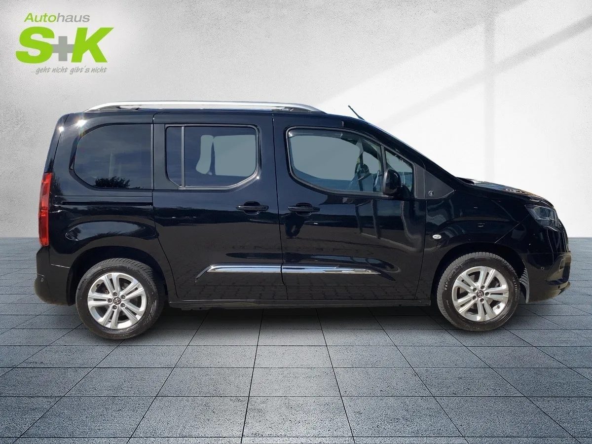 Toyota Proace City Verso 1,2- Team D L1*Allwetter*Pano* – Bild 5