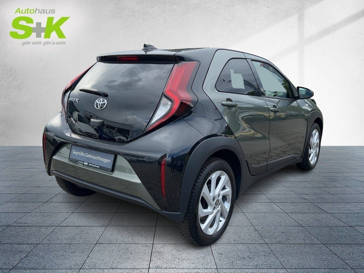Toyota Aygo X 1.0 VVT-i Pulse*KAMERA*KLIMA*SHZ*TEMPOMAT – Bild 4