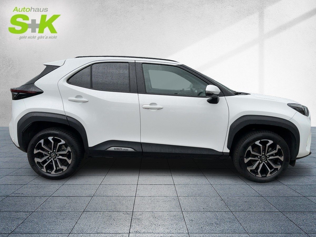 Toyota Yaris Cross 1.5 VVT-iE Hybrid Teamplayer*SHZ*LRH – Bild 5