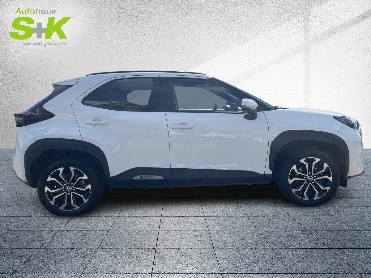Toyota Yaris Cross 1.5 VVT-iE Hybrid Teamplayer*SHZ*LRH – Bild 5