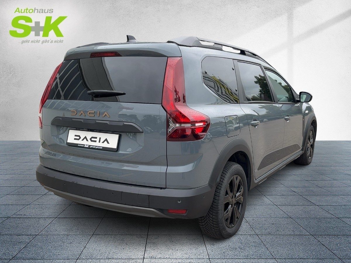 Dacia Jogger Extreme TCe 110 7-Sitzer+SHZG+KAM+CARPLAY – Bild 4