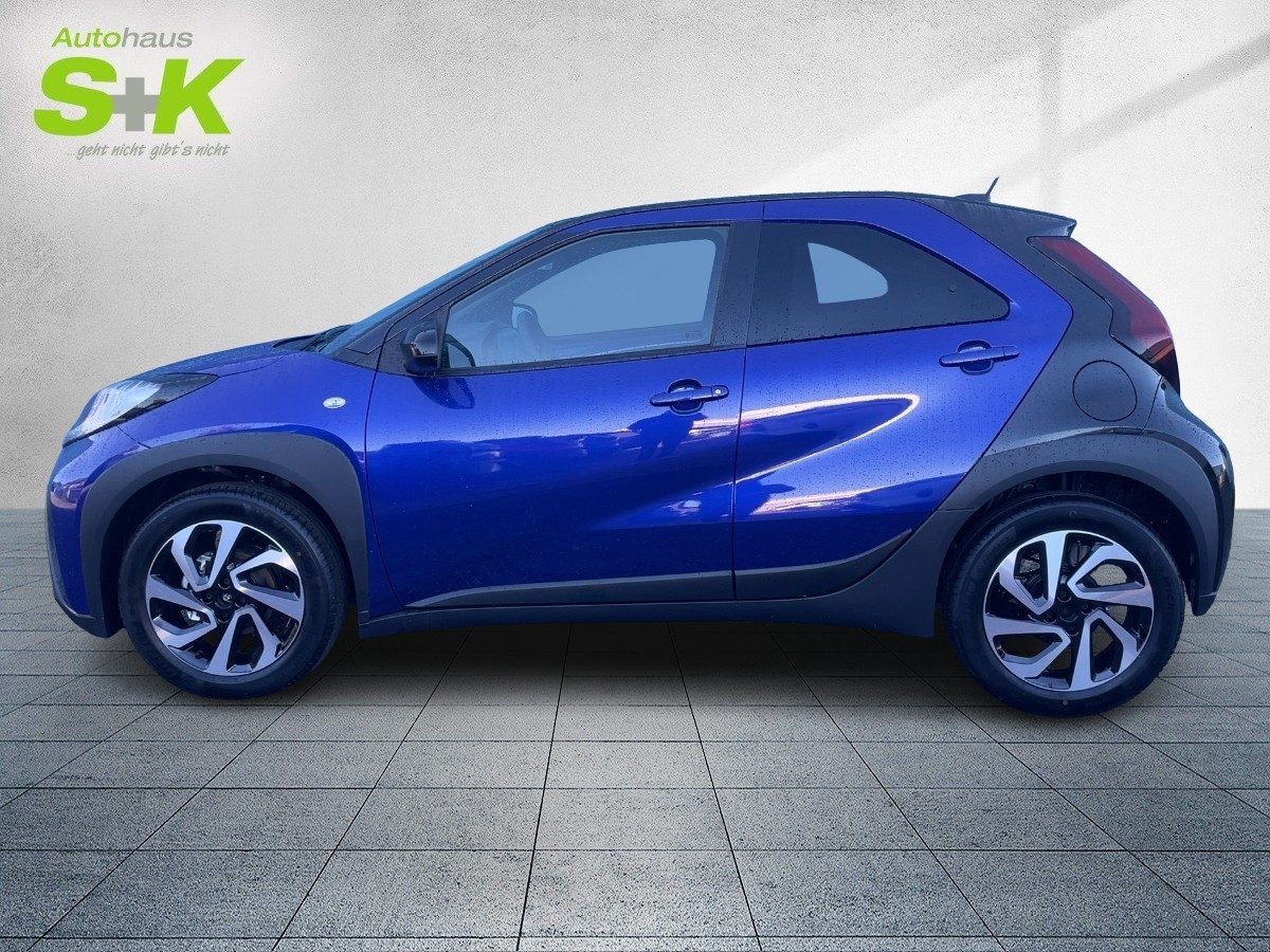 Toyota Aygo X 1.0 VVT-i Teamplayer +CARPLAY+KAMERA+SHZ+ – Bild 2