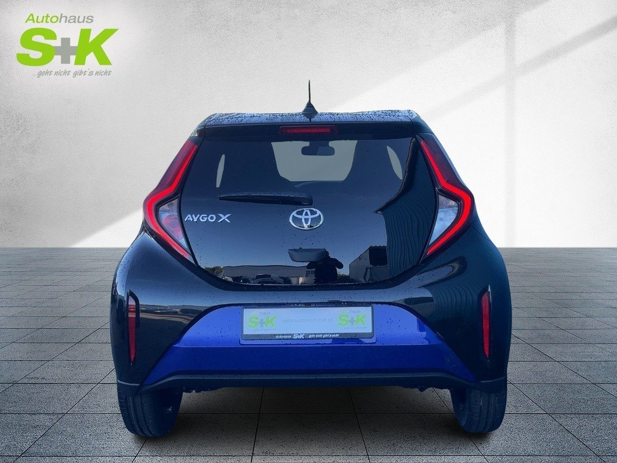 Toyota Aygo X 1.0 VVT-i Teamplayer +CARPLAY+KAMERA+SHZ+ – Bild 3
