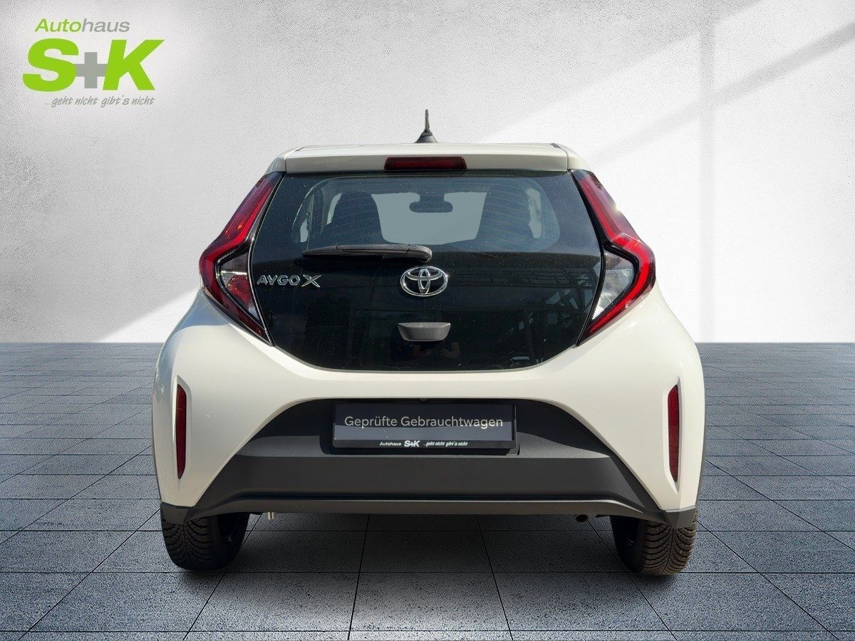 Toyota Aygo X 1,0-l "Carplay"Adapt.Tempomat"Klima"Sitzh – Bild 3