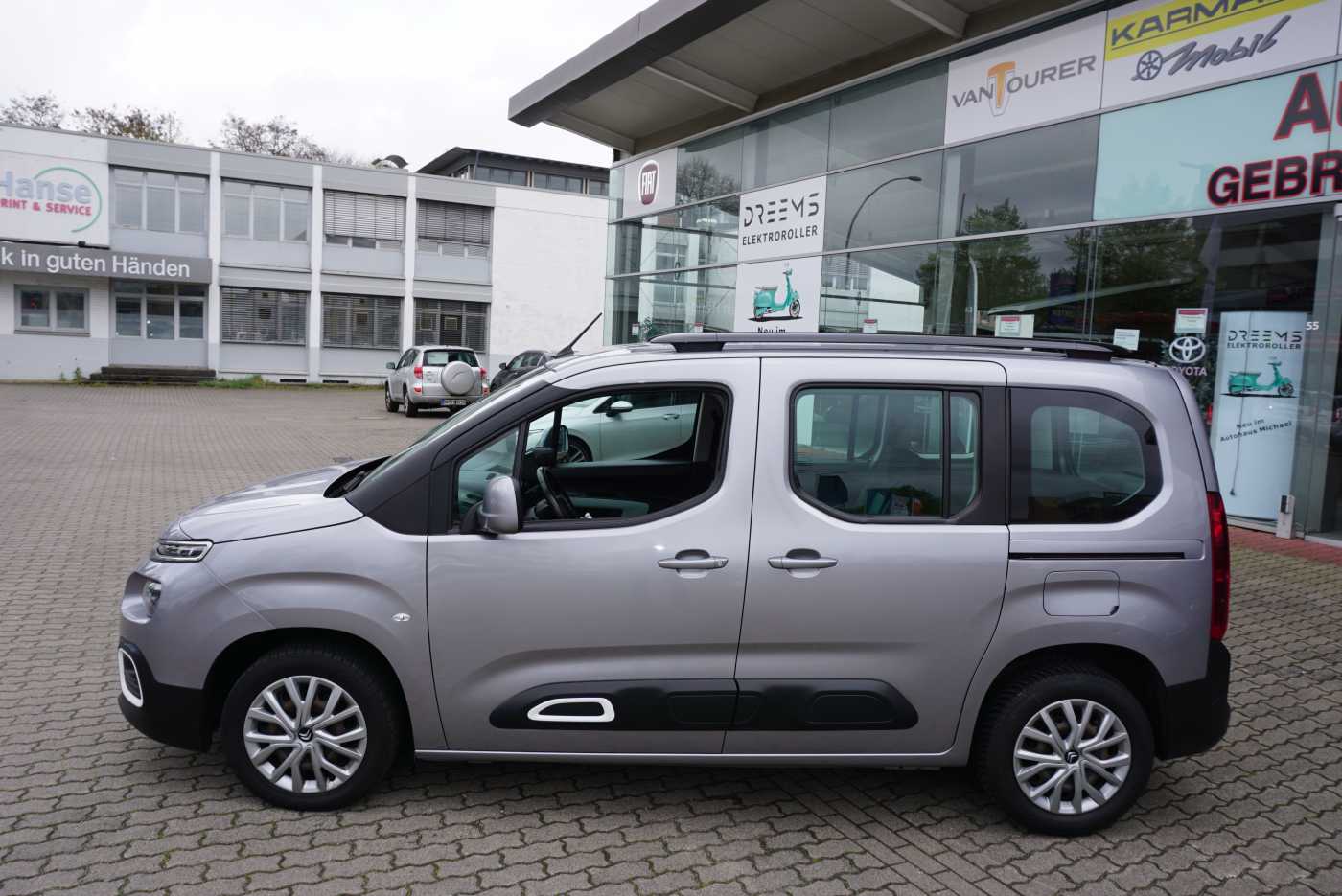 CITROEN Berlingo Kombi 5-Türer M PureTech 110 Feel – Bild 2