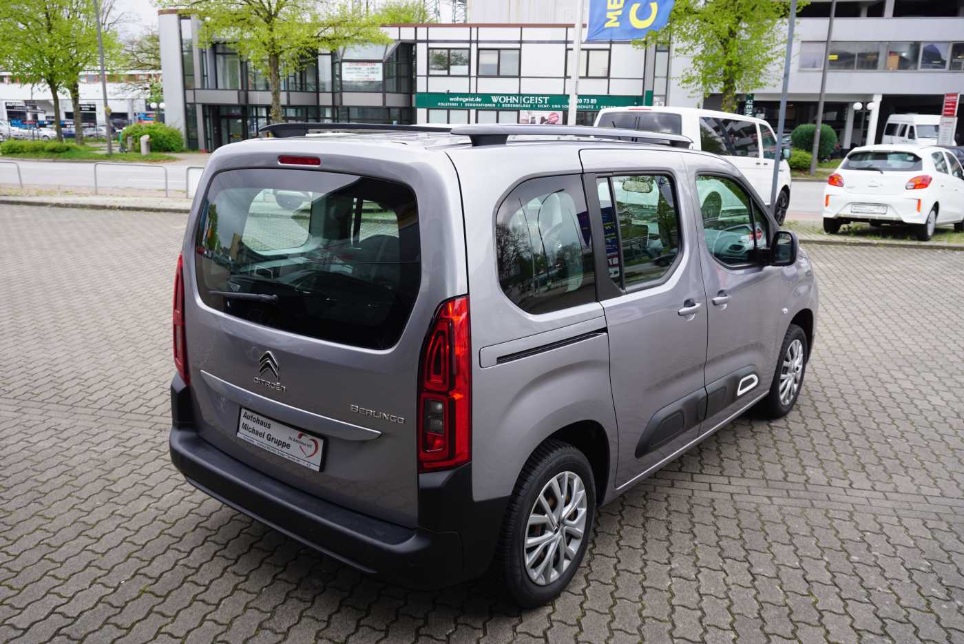 CITROEN Berlingo Kombi 5-Türer M PureTech 110 Feel – Bild 5