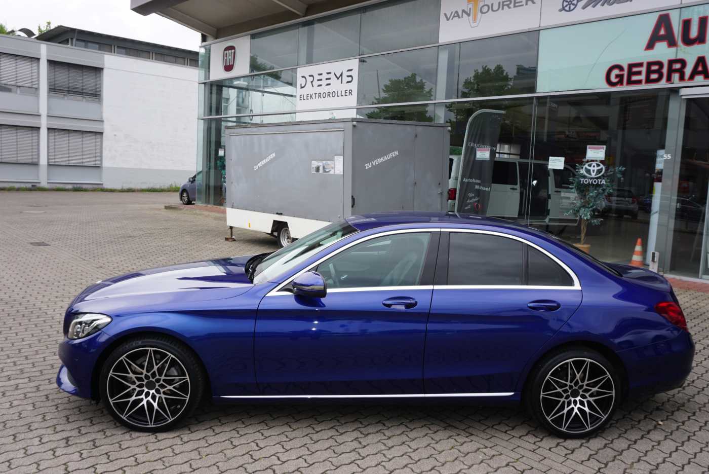 MERCEDES-BENZ C 180 7G-TRONIC Avantgarde – Bild 2