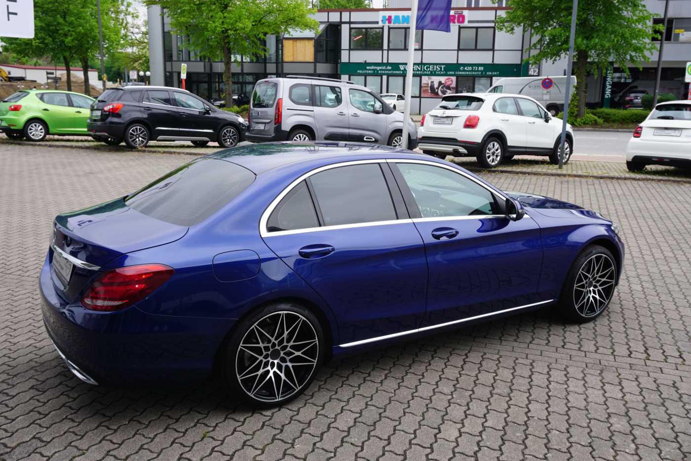MERCEDES-BENZ C 180 7G-TRONIC Avantgarde – Bild 4