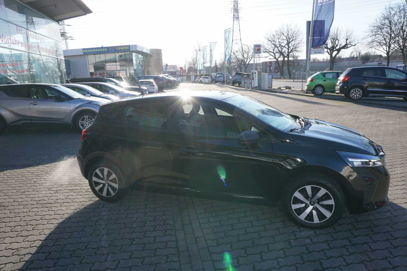 MITSUBISHI Colt 1.0 BASIS – Bild 5