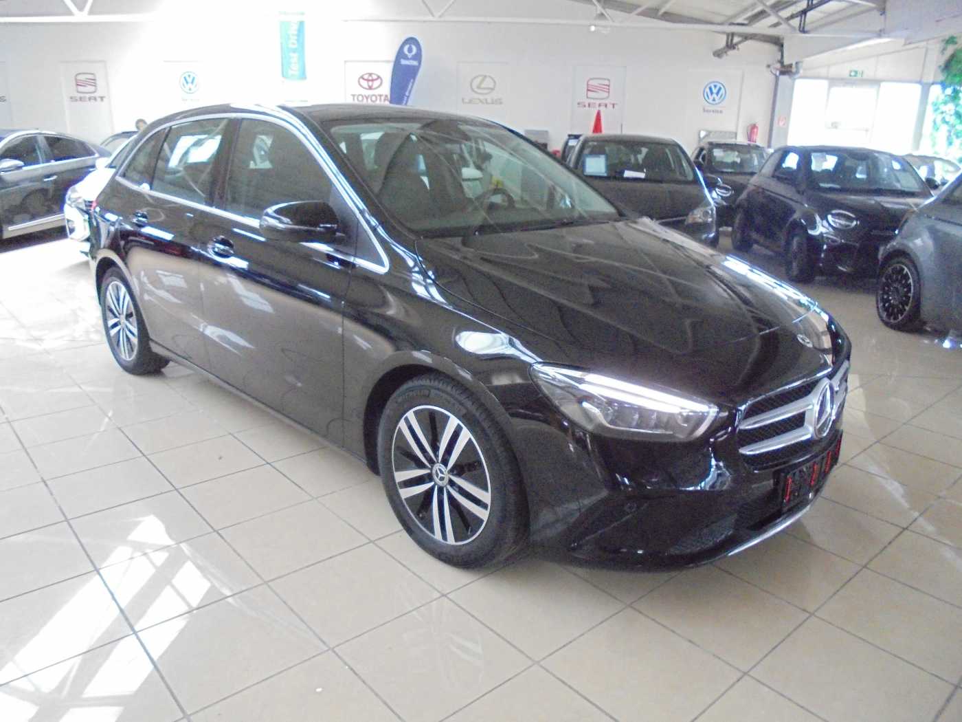 MERCEDES-BENZ B 180 7G-DCT – Bild 2