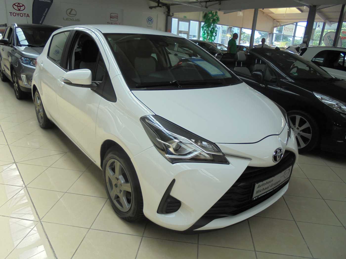 TOYOTA Yaris  5-Türer 1.0 VVT-i Comfort – Bild 2