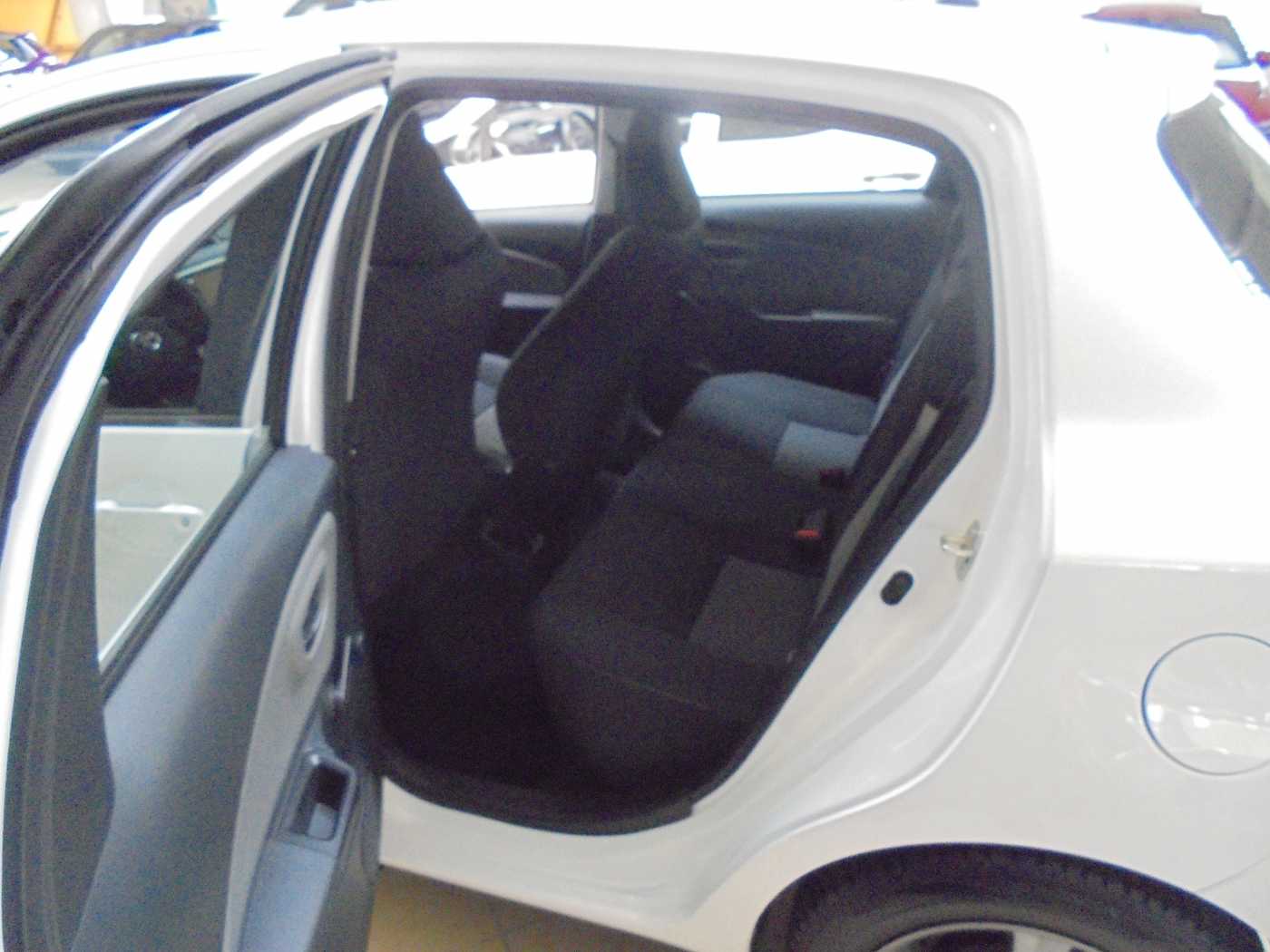 TOYOTA Yaris  5-Türer 1.0 VVT-i Comfort – Bild 5
