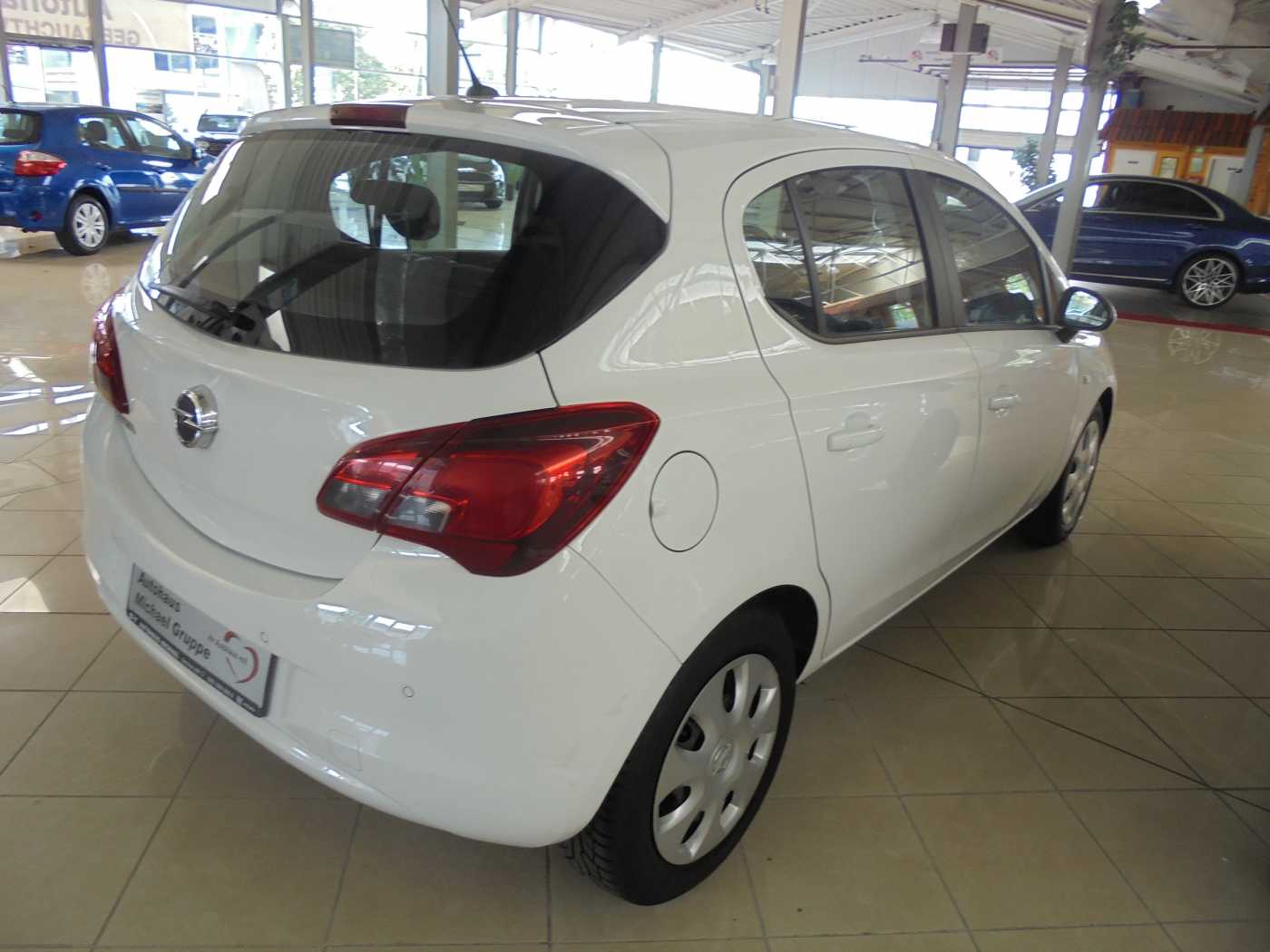 OPEL Corsa 1.4 Halb-Automatik Edition – Bild 3