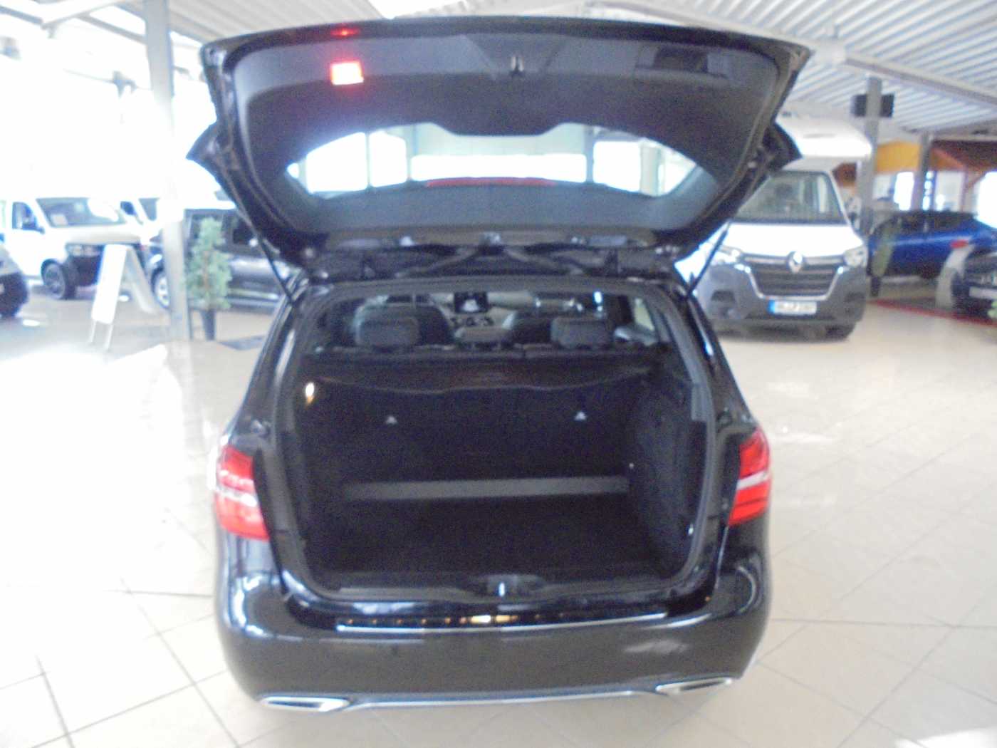 MERCEDES-BENZ B 180 7G-DCT – Bild 4