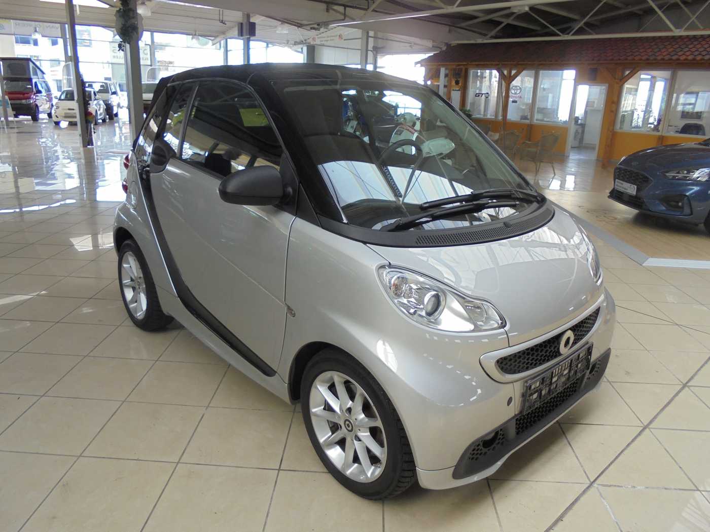 SMART fortwo cabrio smart softouch passion – Bild 2