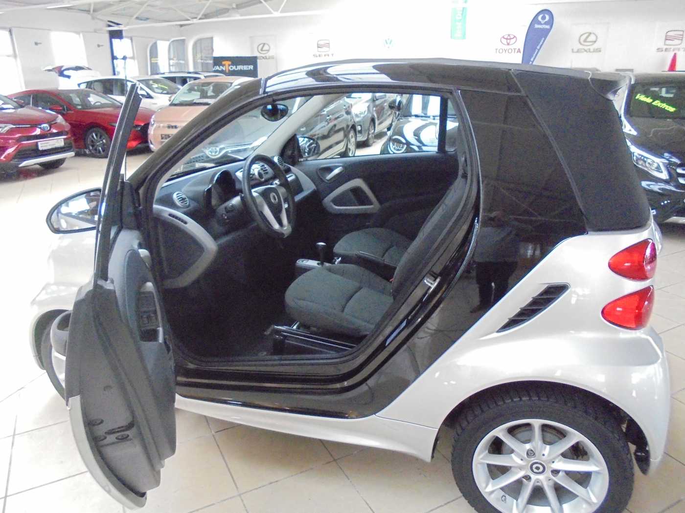 SMART fortwo cabrio smart softouch passion – Bild 4