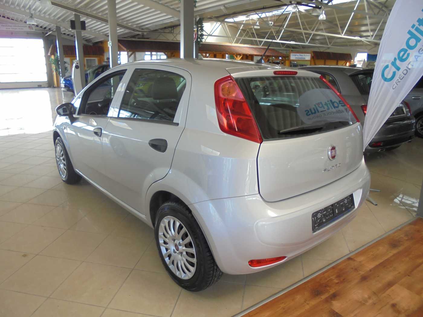 Fiat Punto EVO  5-Türer 1.2 8V – Bild 3