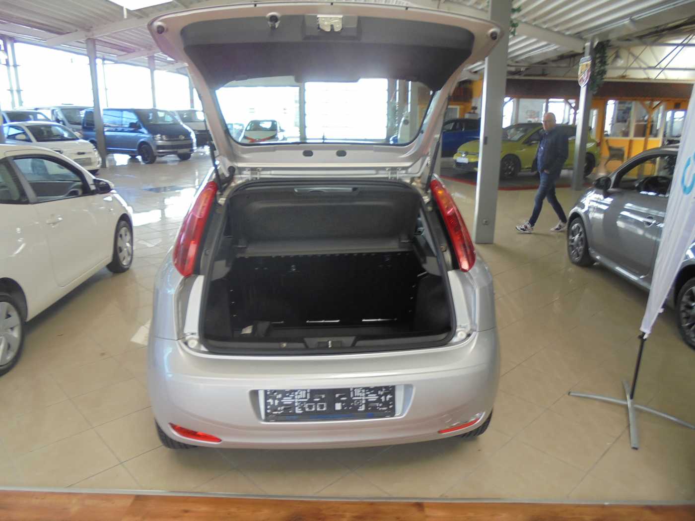 Fiat Punto EVO  5-Türer 1.2 8V – Bild 4