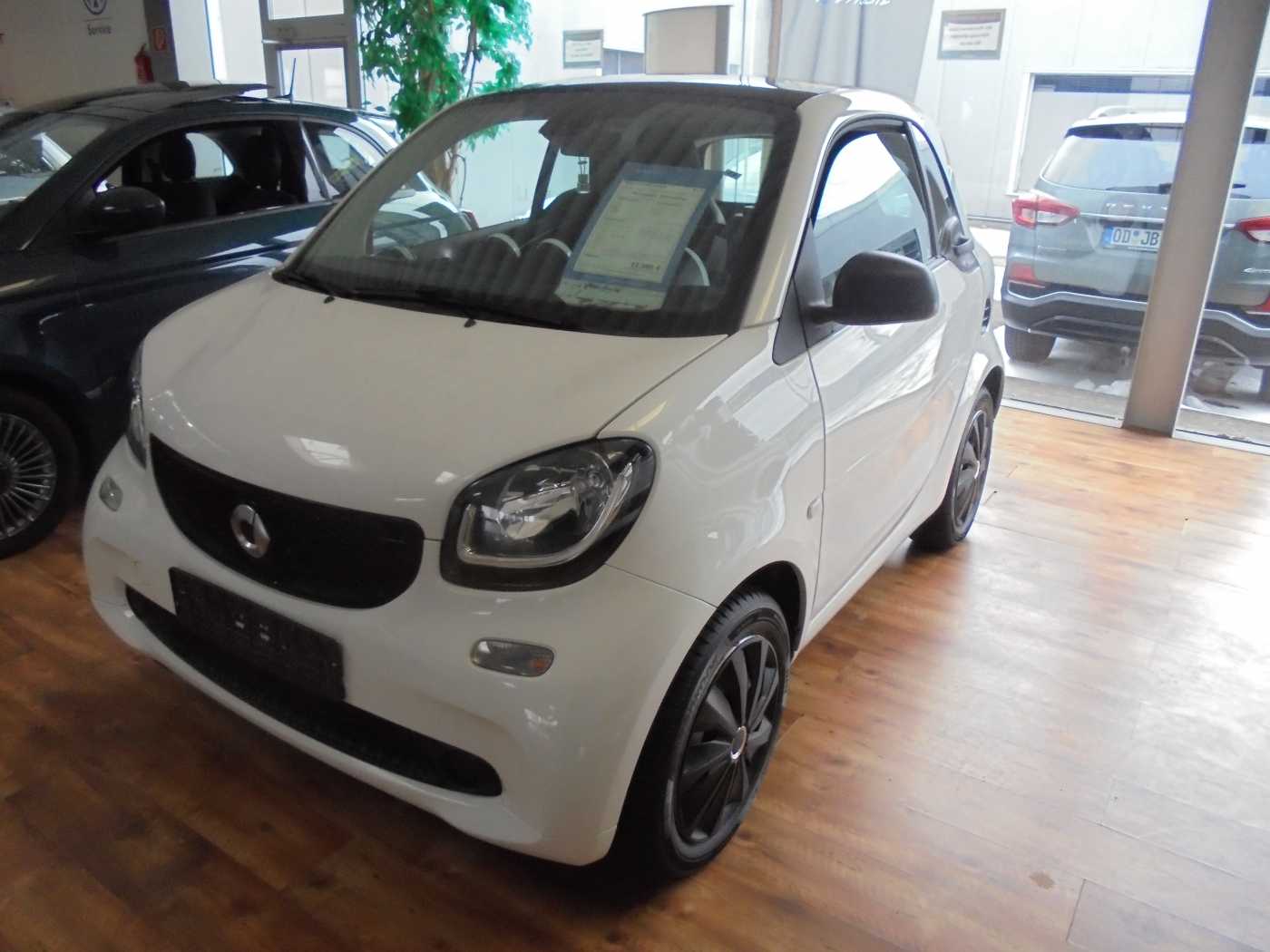 SMART fortwo coupe smart twin 'Navigation, Sitzheizung'