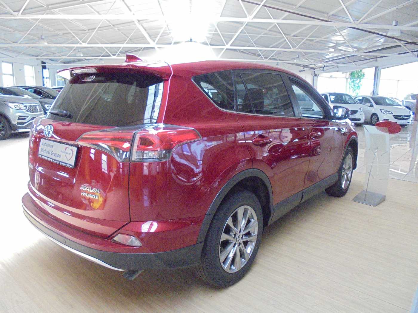 TOYOTA RAV4 Hybrid RAV 4 2.5 4x4 Team Deutschland – Bild 3