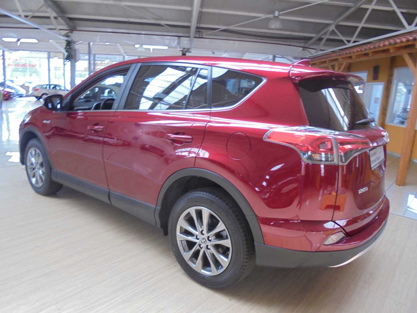 TOYOTA RAV4 Hybrid RAV 4 2.5 4x4 Team Deutschland – Bild 4