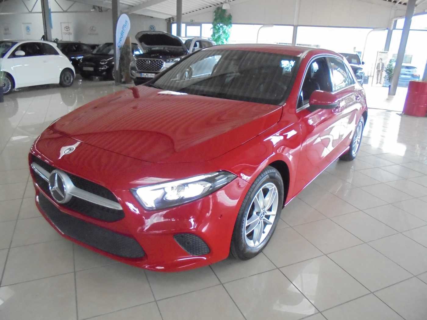MERCEDES-BENZ A 180 7G-DCT Style