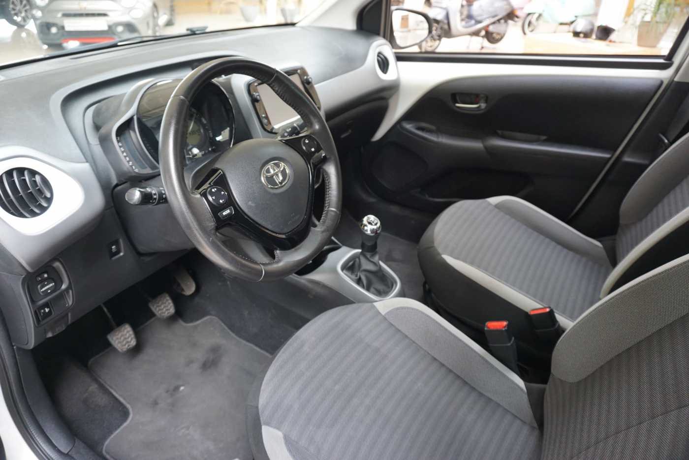 CITROEN C1 Cabrio PureTech 82 Shine – Bild 4