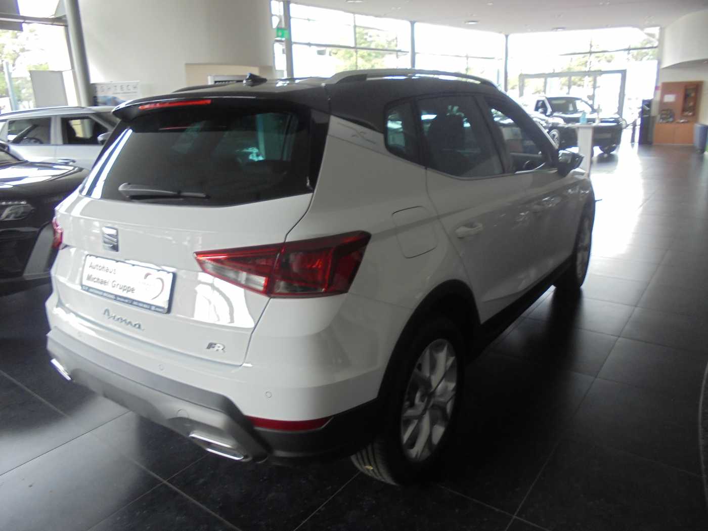 SEAT Arona 1.0 TSI OPF DSG FR – Bild 3