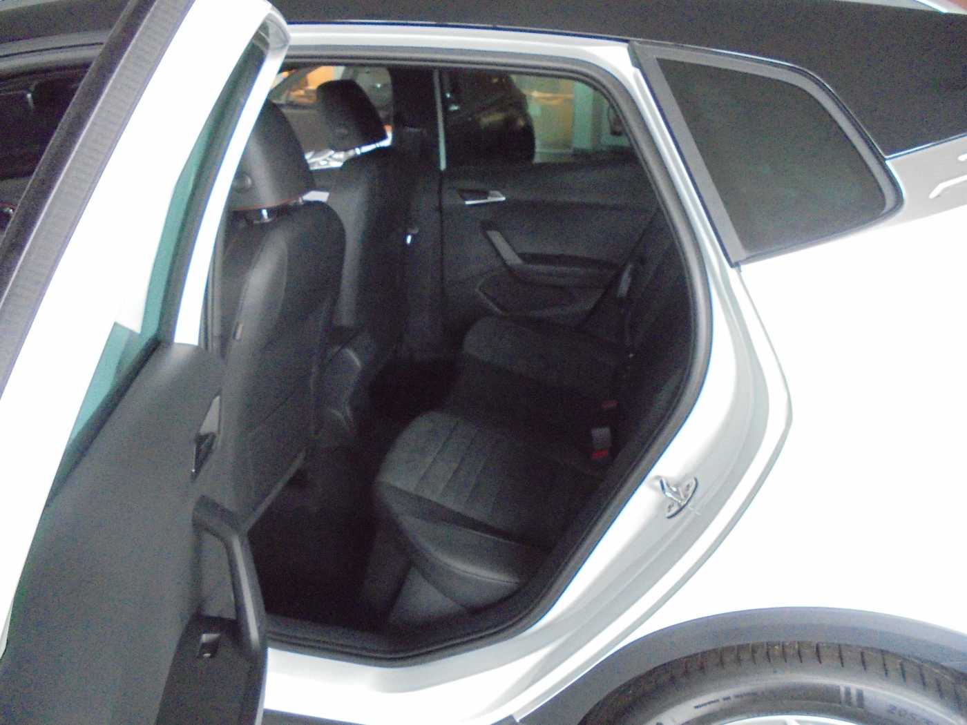SEAT Arona 1.0 TSI OPF DSG FR – Bild 5