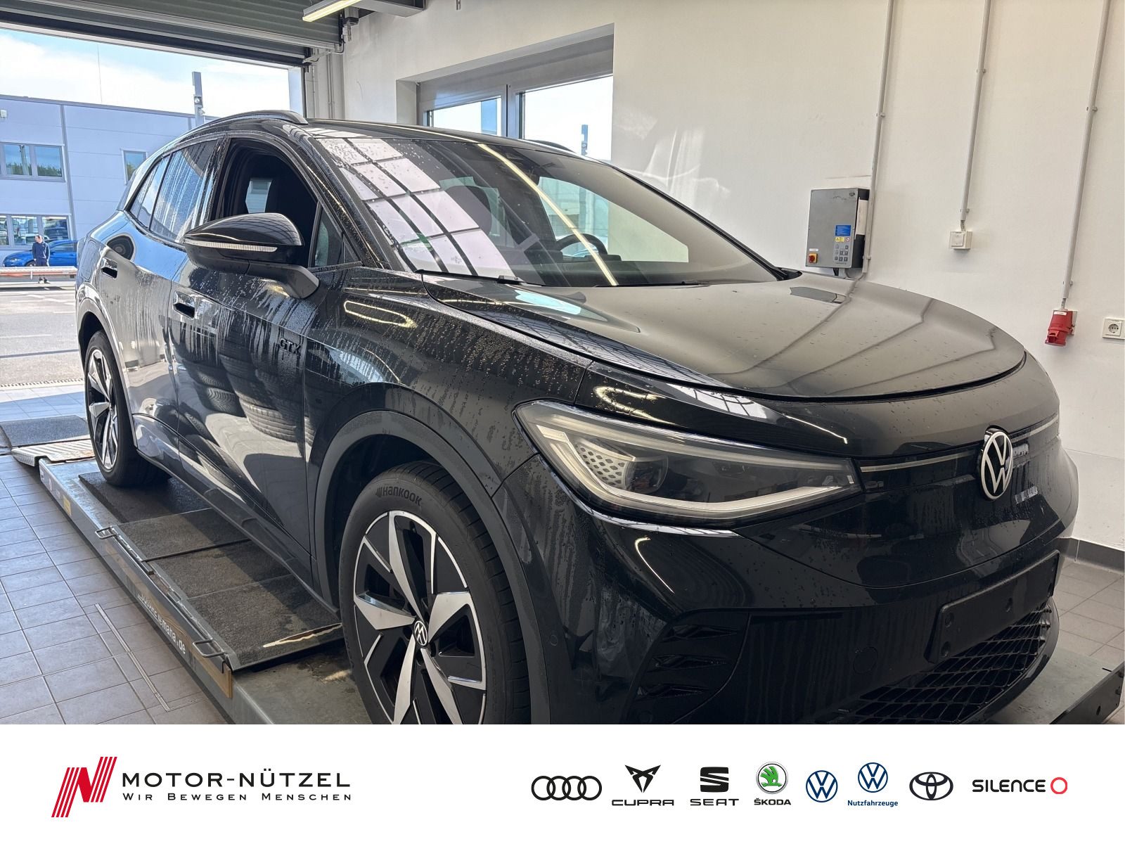 VW ID.4 GTX 220kw 4M MATRIX+NAVI+AHK+ACC+SHZ+WäPu