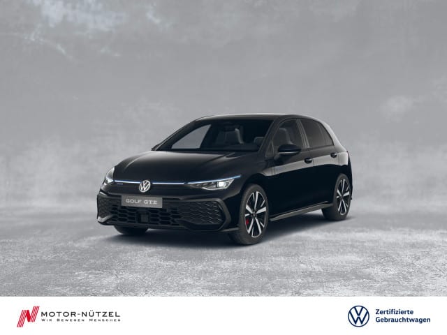 VW Golf VIII GTE 5JG+LEDER+MATRIX+NAVI+AHK+PANO+HuD