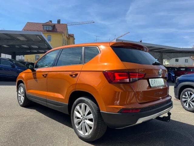 SEAT Ateca STYLE Plus ! AHK // NAVI / SITZHEIZ/ UVM. – Bild 4