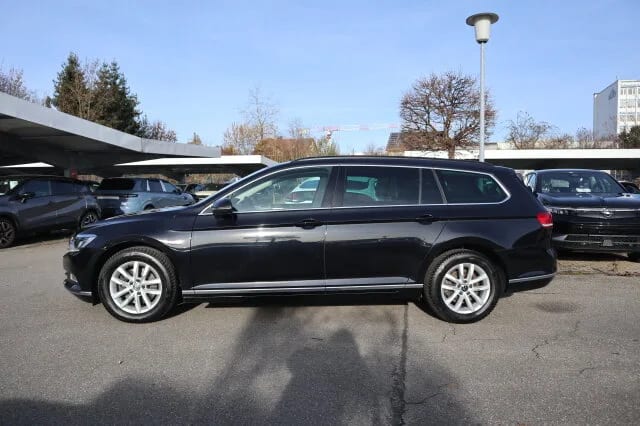 VW Passat COMFORTLINE PLUS / ACC / NAVI / DSG / uvm – Bild 4
