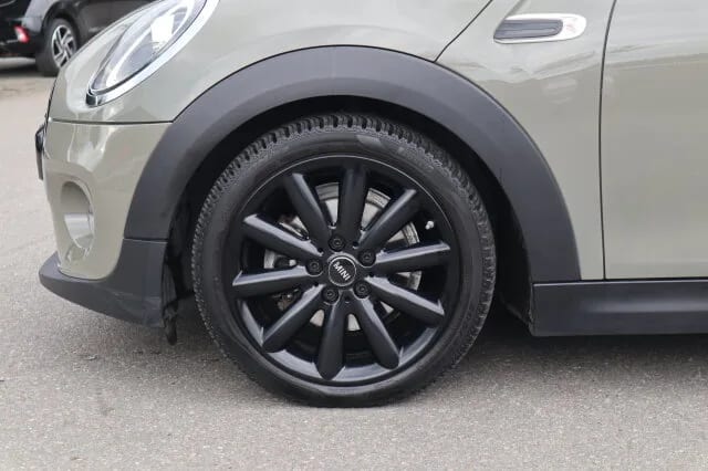 MINI Cooper 1.5 Navi/Autom./Klima – Bild 3