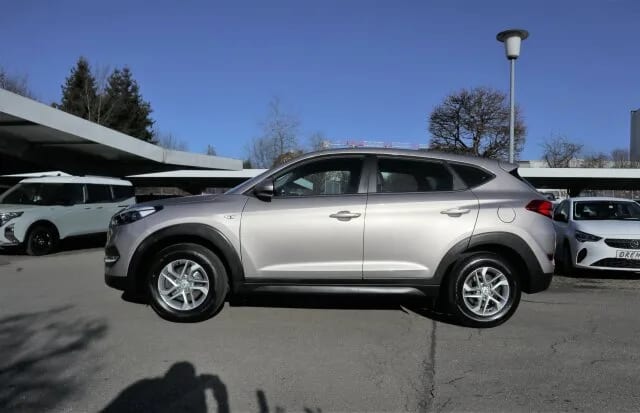 HYUNDAI Tucson TOP DEAL CLASSIC / Inspektion neu / Klima – Bild 4