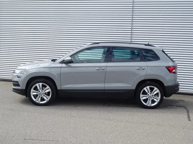 SKODA Karoq 1.5 TSI ACT Style Navi/Autom./Klima/eFH. – Bild 3