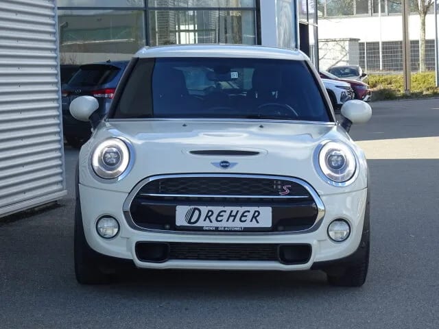 MINI Cooper S / LEDER / AUTOMATIK / NAVI / KLIMA /uvm – Bild 2