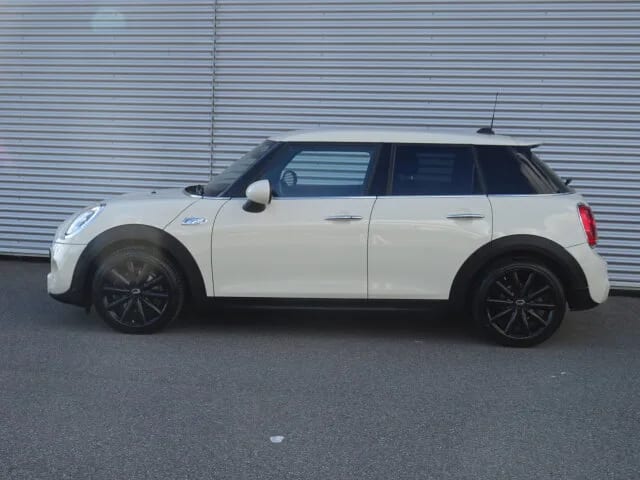 MINI Cooper S / LEDER / AUTOMATIK / NAVI / KLIMA /uvm – Bild 3