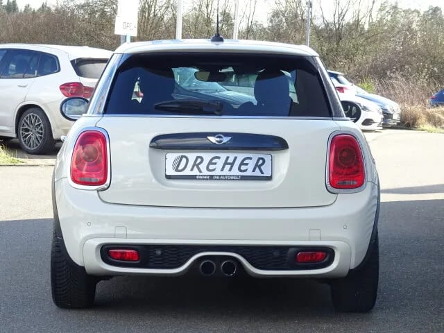 MINI Cooper S / LEDER / AUTOMATIK / NAVI / KLIMA /uvm – Bild 5