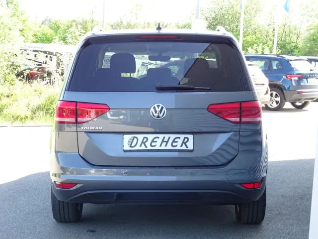 VW Touran Highline DSG Navi Einparkhilfe Familienvan Klima – Bild 5