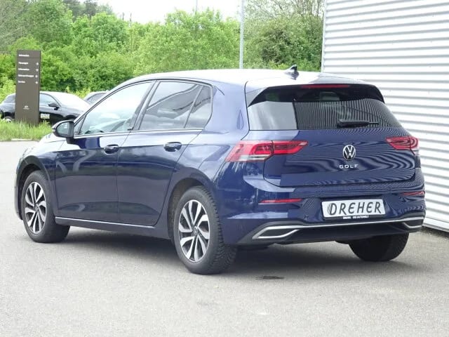 VW Golf VIII 1.5 TSI Active Navi/Klima/LED Sitzhzg. – Bild 3
