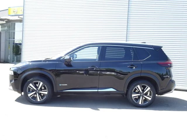 NISSAN X-Trail Tekna + e-POWER e-4ORCE 213PS Kamera – Bild 3