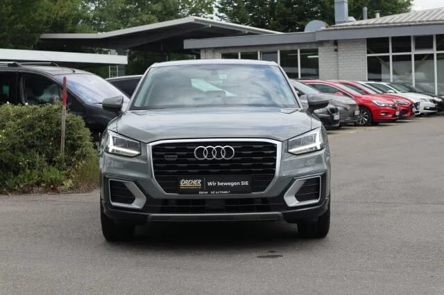 AUDI Q2 2.0 TFSI design quattro Navi/Autom./Klima/LED – Bild 2