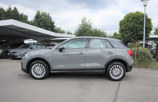 AUDI Q2 2.0 TFSI design quattro Navi/Autom./Klima/LED – Bild 4