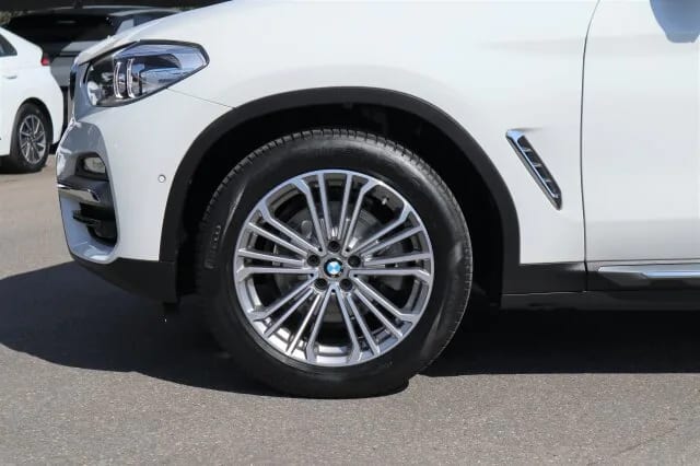 BMW X3 xDrive20d Luxury Line Navi/LED Autom./Klima – Bild 3