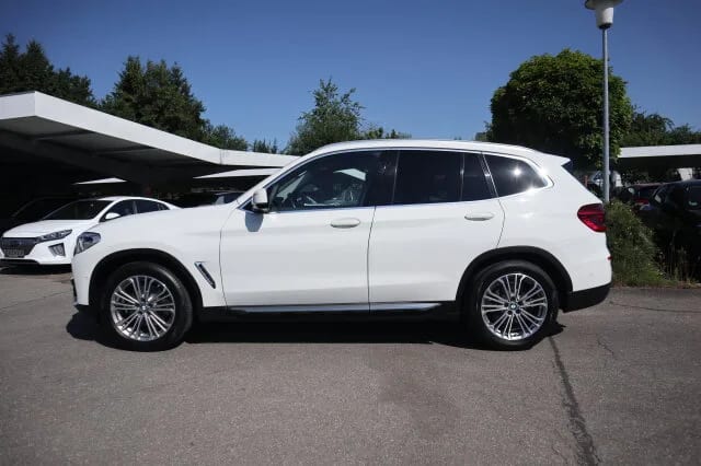 BMW X3 xDrive20d Luxury Line Navi/LED Autom./Klima – Bild 4